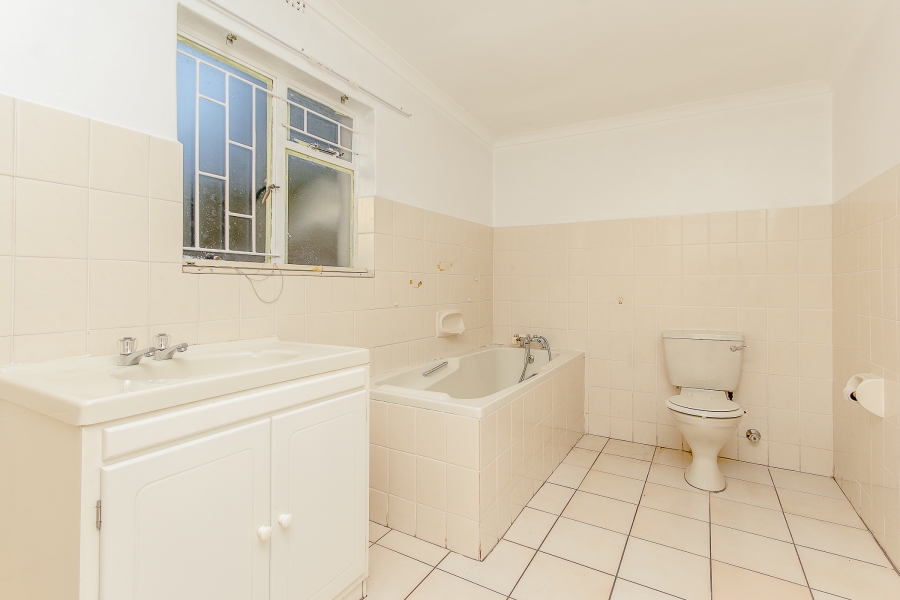 3 Bedroom Property for Sale in Lemoenkloof Western Cape